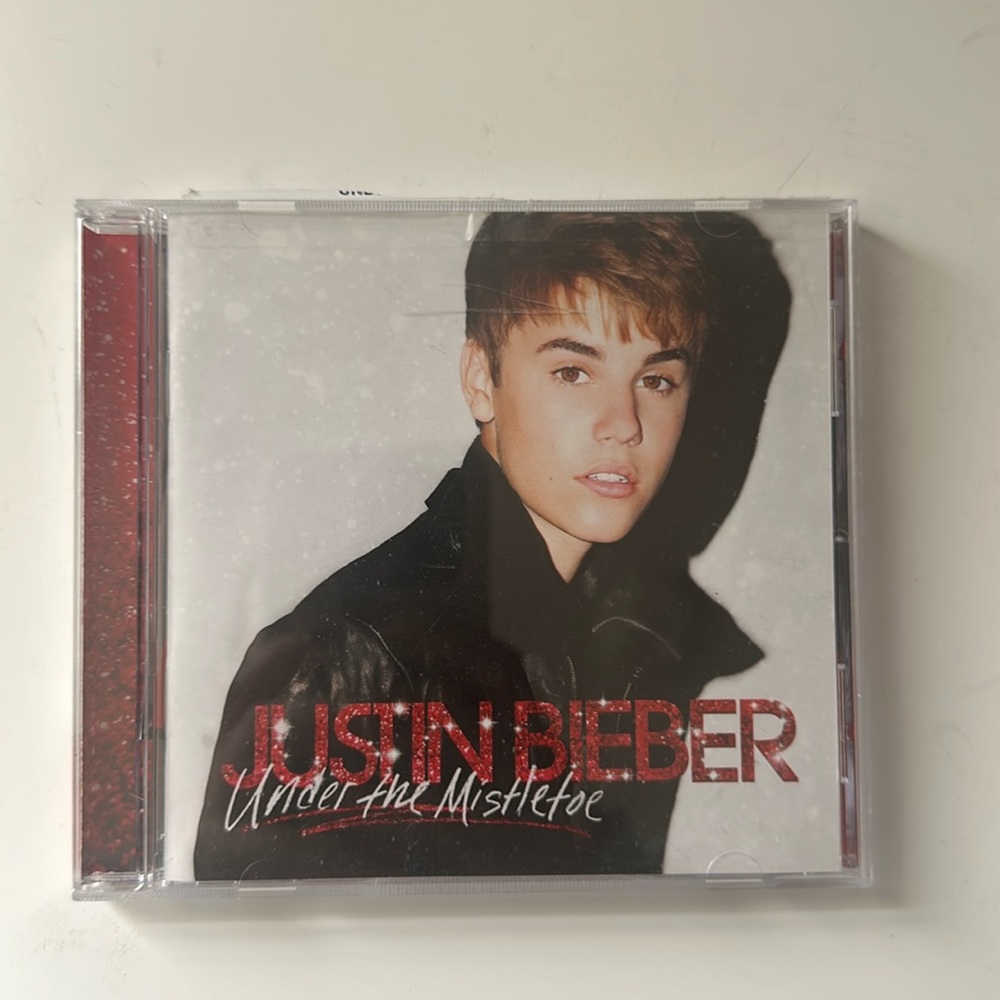 Justin Bieber Under the Mistletoe CD